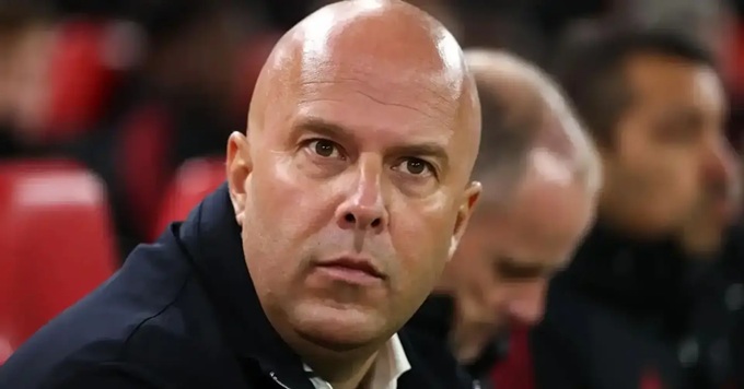 Arne Slot nhận mọi trách nhiệm, bảo vệ cầu thủ Liverpool