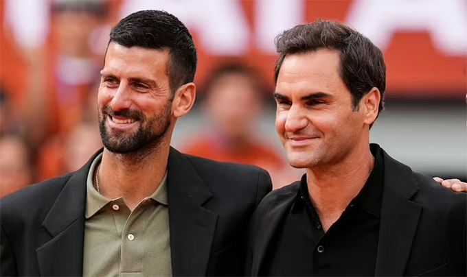 Djokovic và Federer trong một sự kiện vào cuối năm ngoái