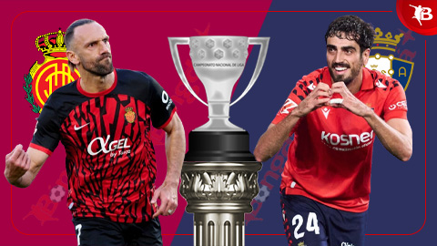 Simone Inzaghi celebrating with his Inter Milan players after beating Barcelona.