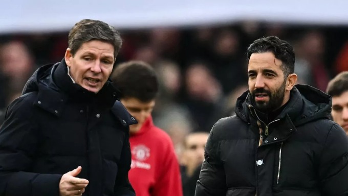 Glasner (bên trái) không cần dạy và Amorim cũng không cần học ai về hệ thống 3-4-3