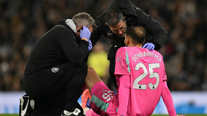 Ngoại hạng Anh cân nhắc thay đổi luật để hạn chế các thủ môn câu giờ