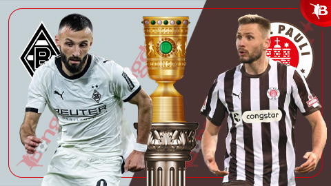 Simone Inzaghi celebrating with his Inter Milan players after beating Barcelona.