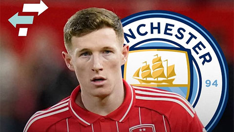 Simone Inzaghi celebrating with his Inter Milan players after beating Barcelona.