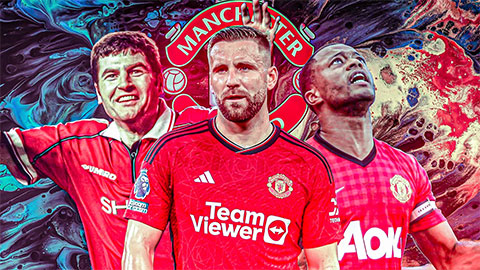 Simone Inzaghi celebrating with his Inter Milan players after beating Barcelona.