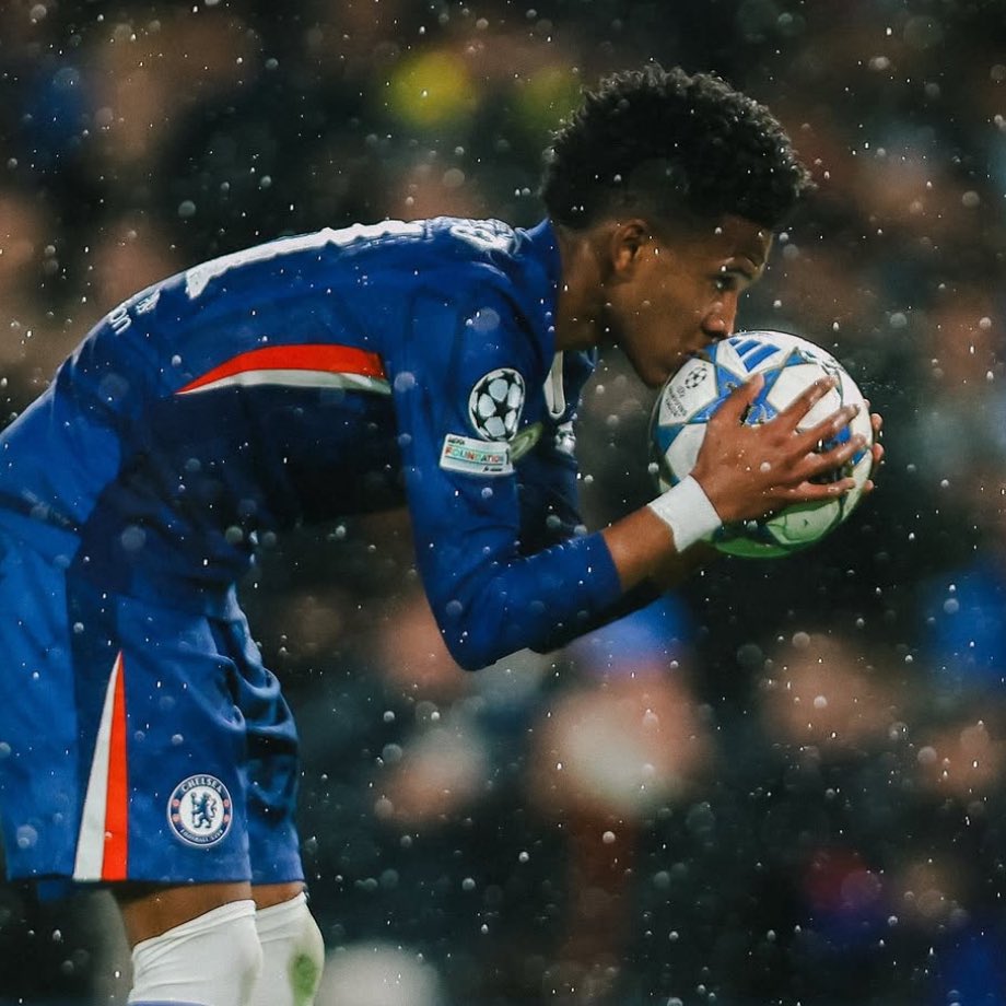 Estevao đang gây ấn tượng ở Chelsea