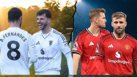 Simone Inzaghi celebrating with his Inter Milan players after beating Barcelona.