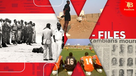 Simone Inzaghi celebrating with his Inter Milan players after beating Barcelona.