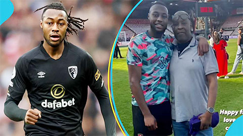 Simone Inzaghi celebrating with his Inter Milan players after beating Barcelona.