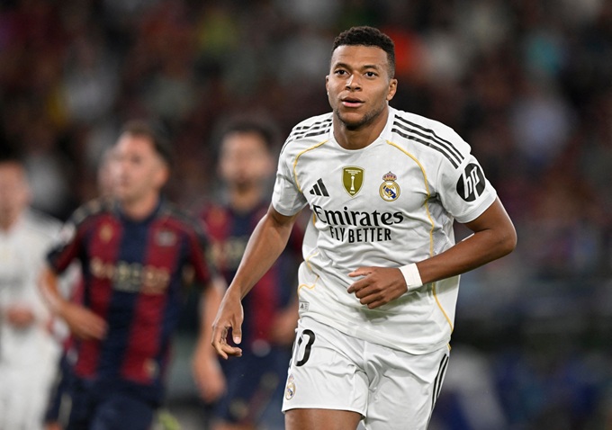 Mbappe rất có duyên ghi bàn vào lưới Man City