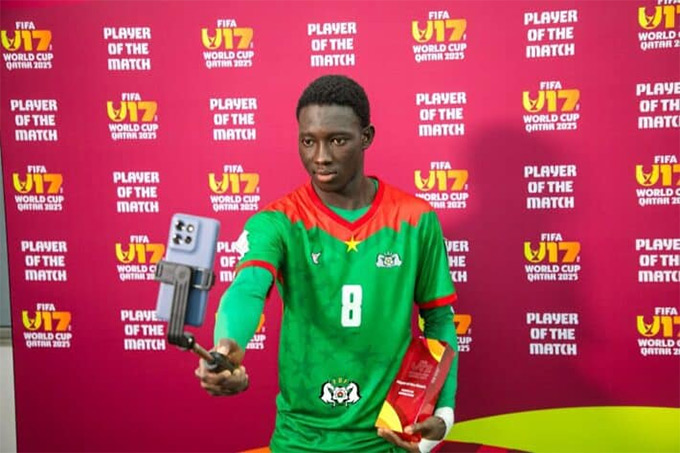 Chelsea chiêu mộ thành công Mohamed Zongo