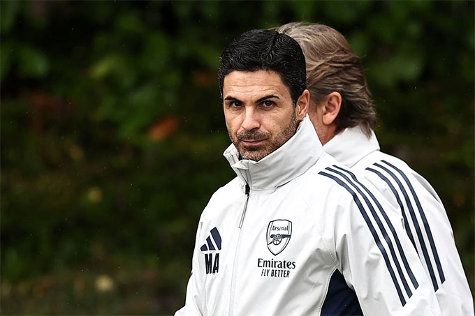 HLV Arteta không chắc Timber hay Saliba có thể chơi trận đấu tới hay không