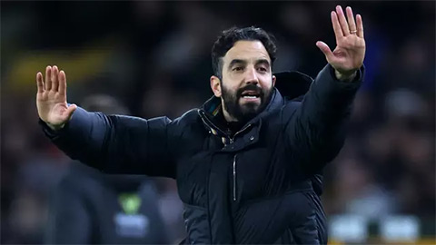 Fan MU phát hiện điểm lạ trong sơ đồ chiến thuật của Amorim