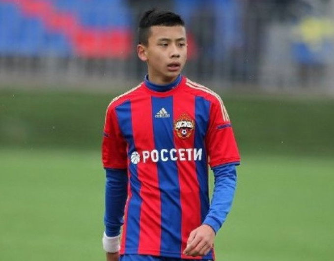 Li Tenglong từng được đào tạo tại lò trẻ của CSKA