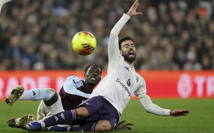 MU đang túng quẫn cùng cực!