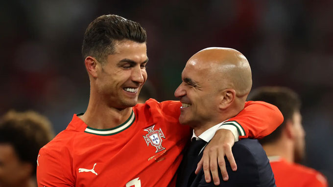 HLV Martinez vẫn luôn tin tưởng CR7