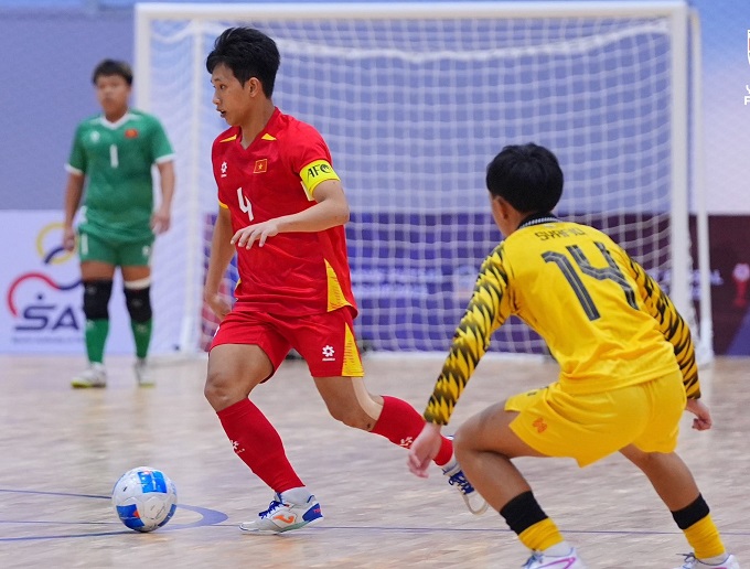 Trận thắng đậm giúp U19 futsal Việt Nam đứng đầu bảng A