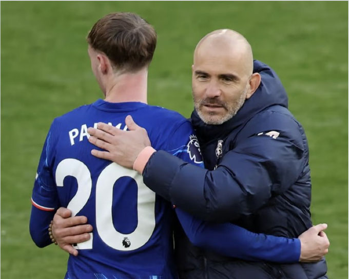 HLV Maresca đã nhanh chóng động viên cậu học trò