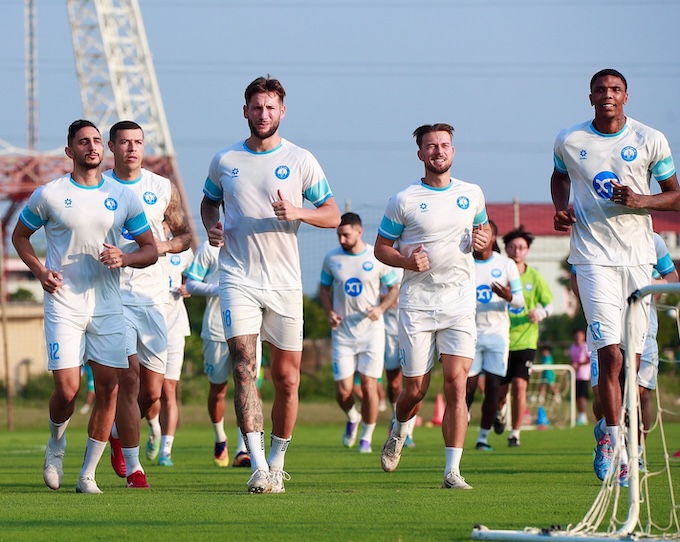 Nam Định là đội bóng có đông ngoại binh nhất hiện nay. Ảnh: Quang Đương