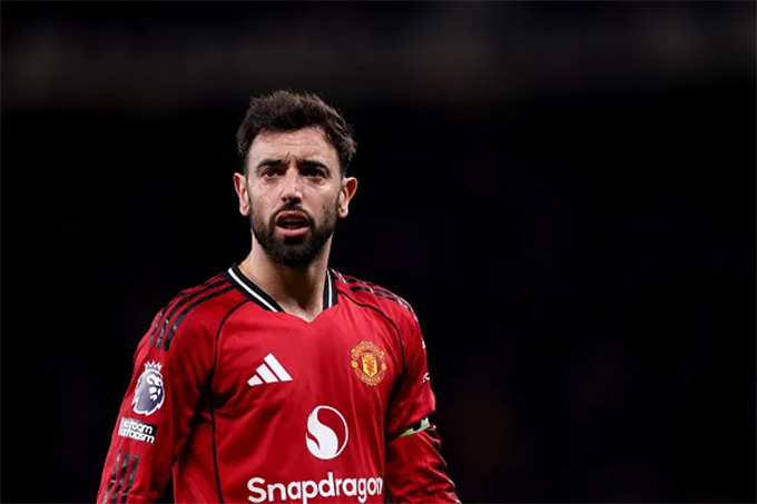 HLV Amorim không quên ca ngợi đội trưởng Bruno Fernandes
