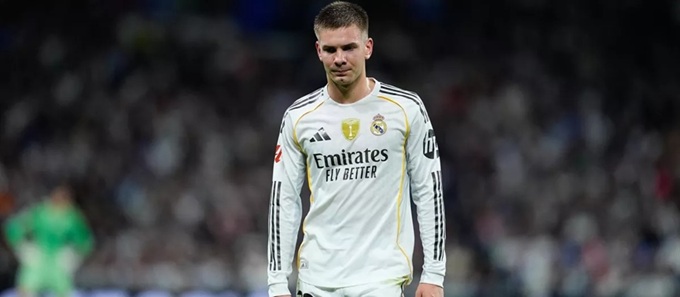 Sau khởi đầu ấn tượng, Mastantuono đang mất vị trí trong đội hình của Real Madrid