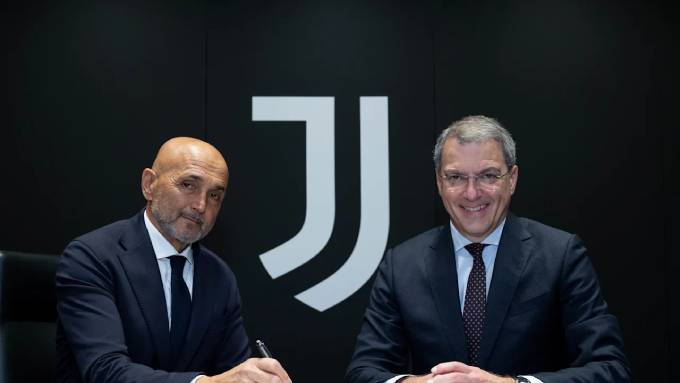 HLV Spalletti hoàn toàn thuyết phục BLĐ Juventus