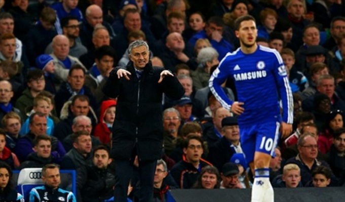 Eden Hazard khó chịu với chiến thuật của Mourinho