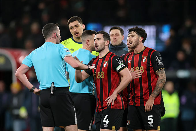 Bournemouth nhận thất bại trước Arsenal