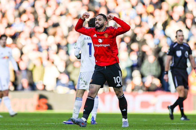 Cunha thiếu một chút may mắn để có thể ghi nhiều hơn 1 bàn thắng vào lưới Leeds