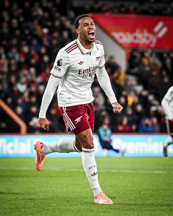 Gabriel đã có 20 bàn tại Premier League, thành tích tốt hơn cả Gabriel Jesus (19)