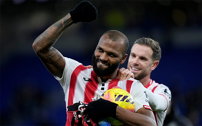 Igor Thiago đang đe dọa ngôi Vua phá lưới của Haaland?