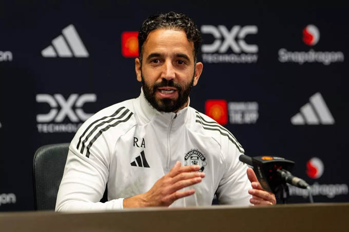 Ruben Amorim nguy cơ mất một nửa số tiền MU đền bù