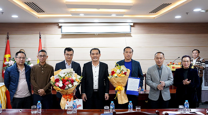 VFF phân công phụ trách Tạp chí Bóng đá - Ảnh: Đức Cường