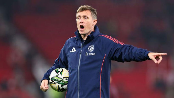 Darren Fletcher ngồi vào ghế nóng MU thay Ruben Amorim
