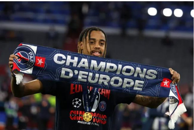 Barcola trong màu áo PSG