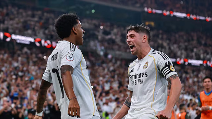Valverde và Rodrygo tỏa sáng cá nhân để đưa Real vào chung kết