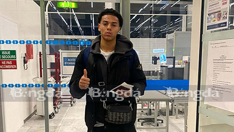 Simone Inzaghi celebrating with his Inter Milan players after beating Barcelona.