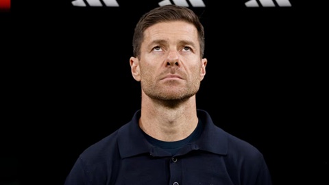 Xabi Alonso chia tay Real Madrid