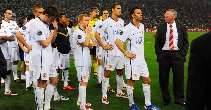 MU 2 lần thua Pep Guardiola ở chung kết Champions League