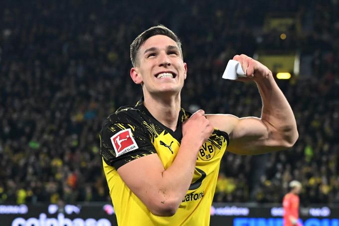 Liverpool đang nhắm mua Schlotterbeck