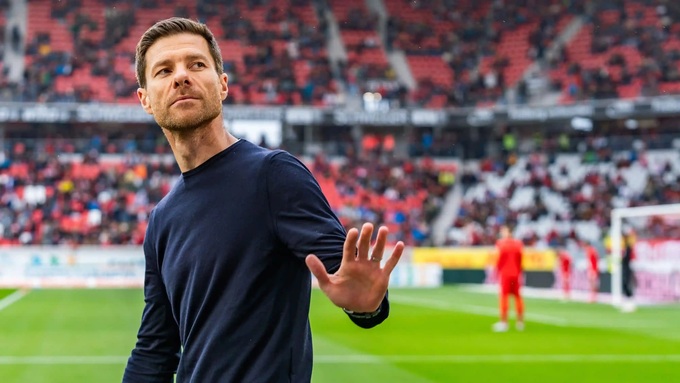Xabi Alonso không trụ lại nổi Real Madrid quá nửa mùa bóng