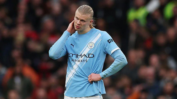 Có bao nhiêu HLV dám rút Haaland khỏi sân trong lúc đội nhà cần bàn thắng?