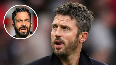 Simone Inzaghi celebrating with his Inter Milan players after beating Barcelona.