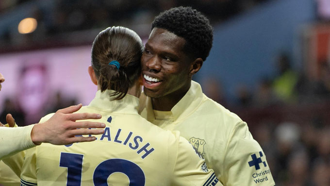 Niềm vui thắng lợi của Everton