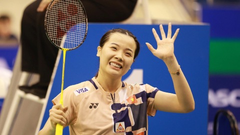 Simone Inzaghi celebrating with his Inter Milan players after beating Barcelona.