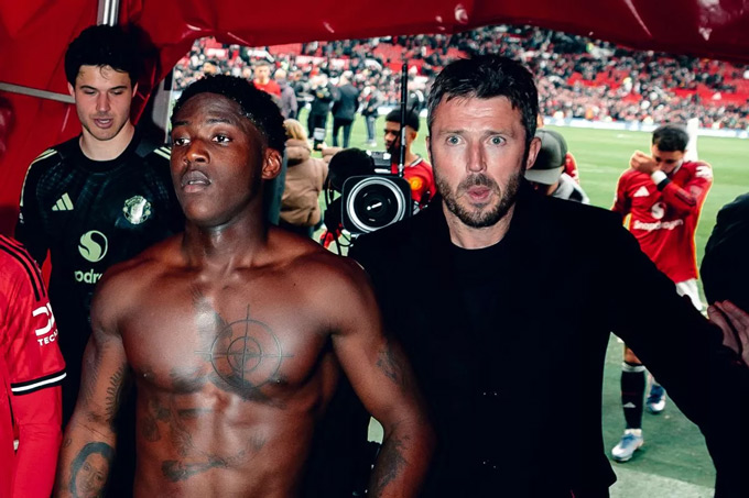 Mainoo đang nhận được sự tin tưởng từ tân HLV Carrick