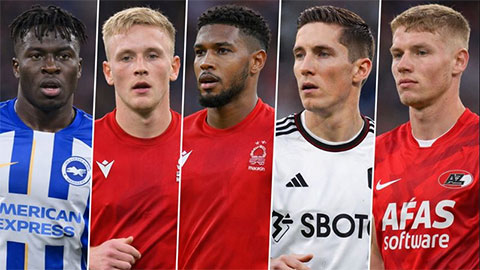 Simone Inzaghi celebrating with his Inter Milan players after beating Barcelona.