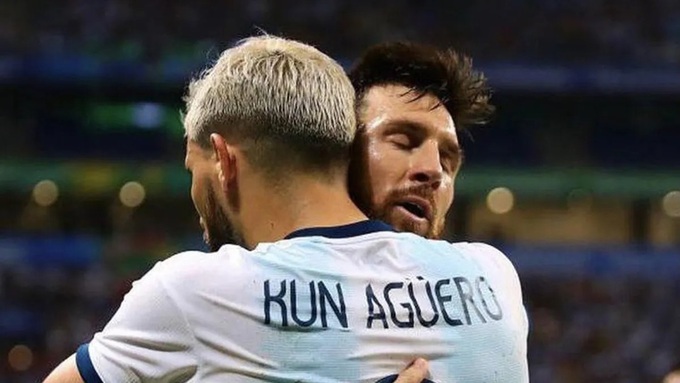 Bạn thân Sergio Aguero tiết lộ, Lionel Messi chỉ muốn trở thành ông chủ bóng đá sau khi giải nghệ