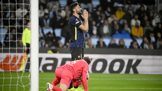 Anh bày tỏ cảm xúc sau khi ghi bàn gỡ 1-2 cho Lille