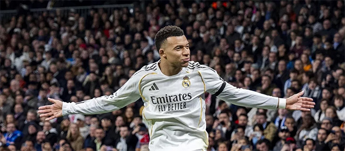 Kylian Mbappe đang tỏa sáng rực rỡ tại Real Madrid và trên đường chinh phục 2 kỷ lục của Cristiano Ronaldo