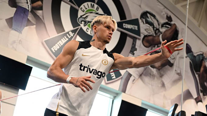 Mudryk đang nỗ lực trong phòng gym